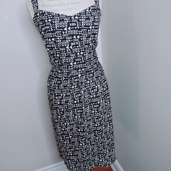 Aztec Skater Dress - Picture 3 of 3